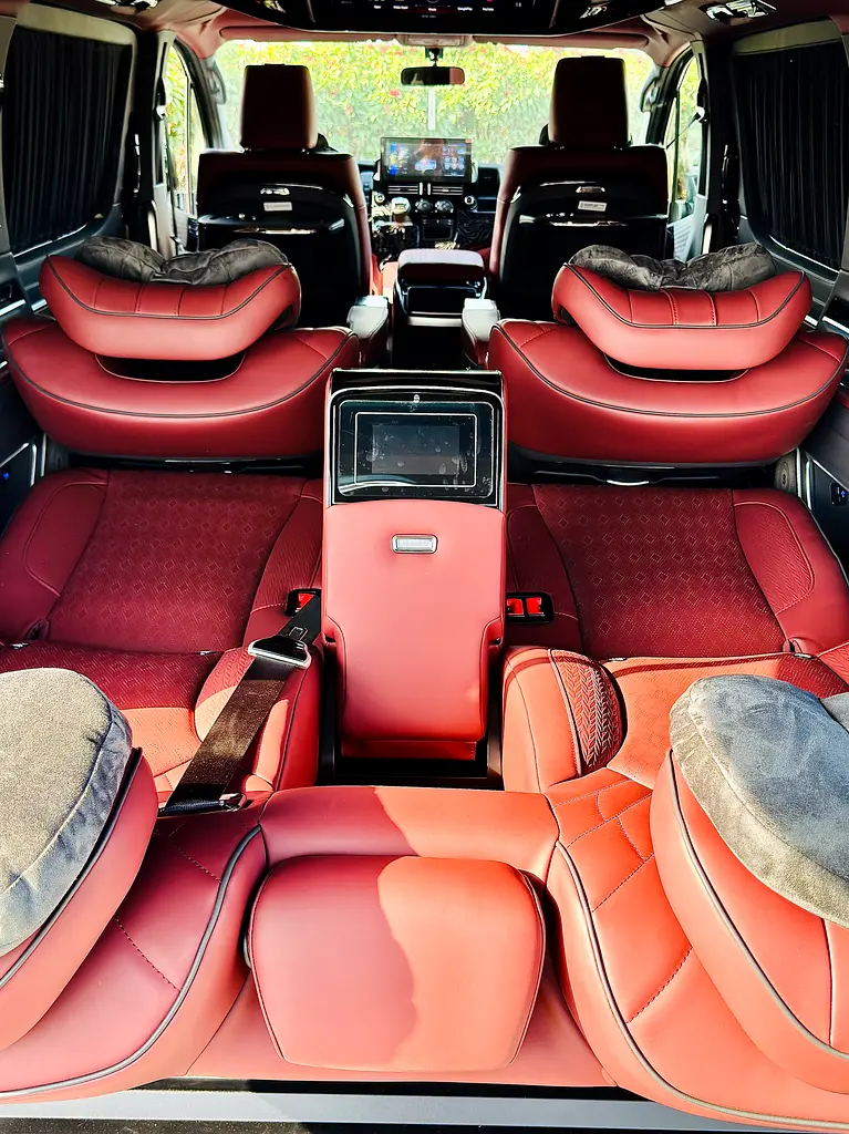 TOYOTA Hiace Other 2025 - photo 10 - Import Émirats | International Cars