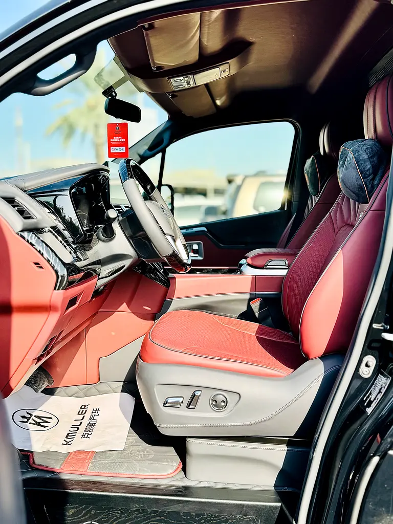 TOYOTA Hiace Other 2025 - photo 11 - Import Émirats | International Cars