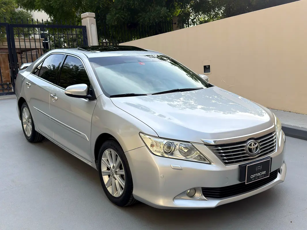 TOYOTA Aurion Grande 2012 - photo 6 - Import Émirats | International Cars