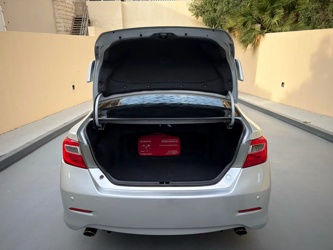 TOYOTA Aurion Grande 2012 - photo 7 - Import Émirats | International Cars