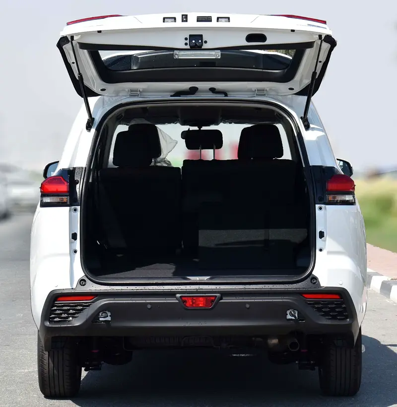 TOYOTA Innova Other 2025 - photo 7 - Import Émirats | International Cars