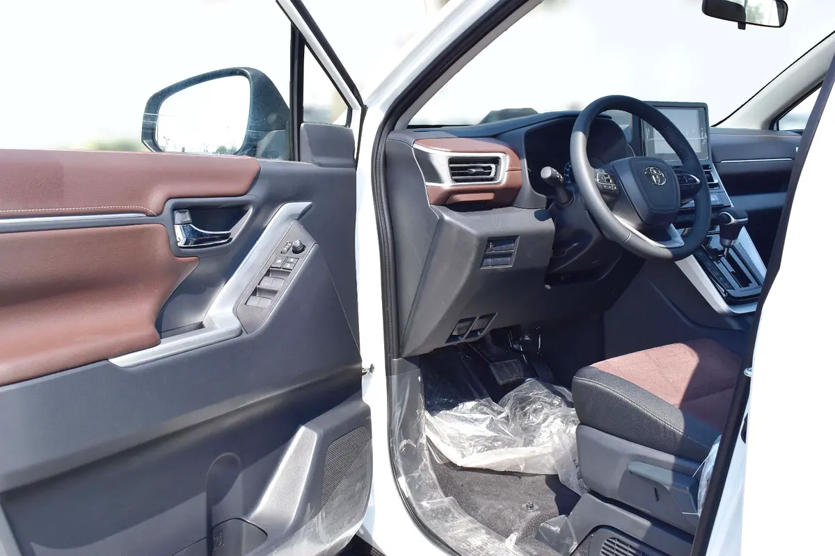 TOYOTA Innova Other 2025 - photo 9 - Import Émirats | International Cars