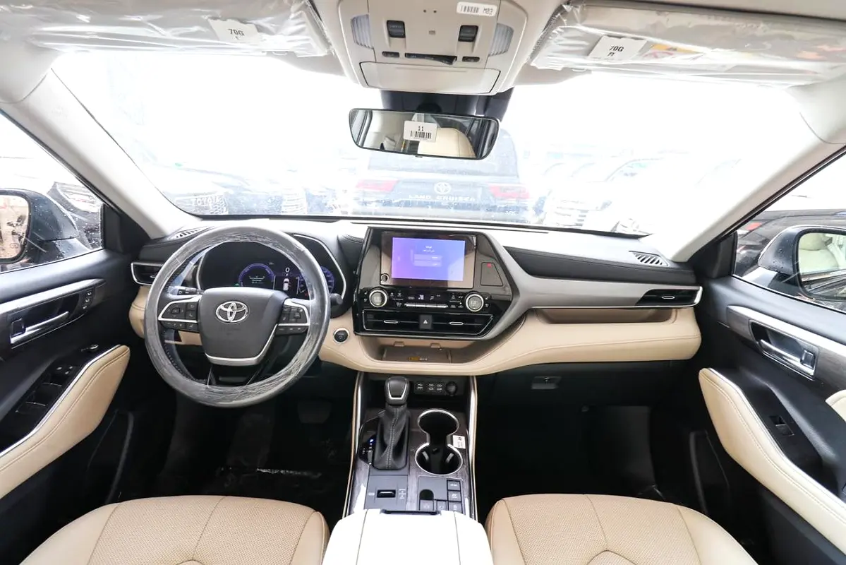 TOYOTA Highlander Limited 2025 - photo 5 - Import Émirats | International Cars