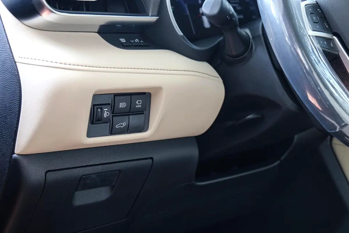 TOYOTA Highlander Limited 2025 - photo 7 - Import Émirats | International Cars