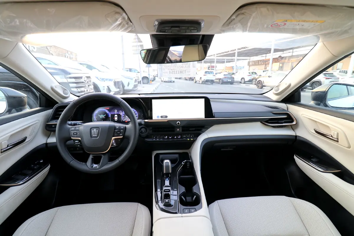 TOYOTA Crown Other 2026 - photo 5 - Import Émirats | International Cars