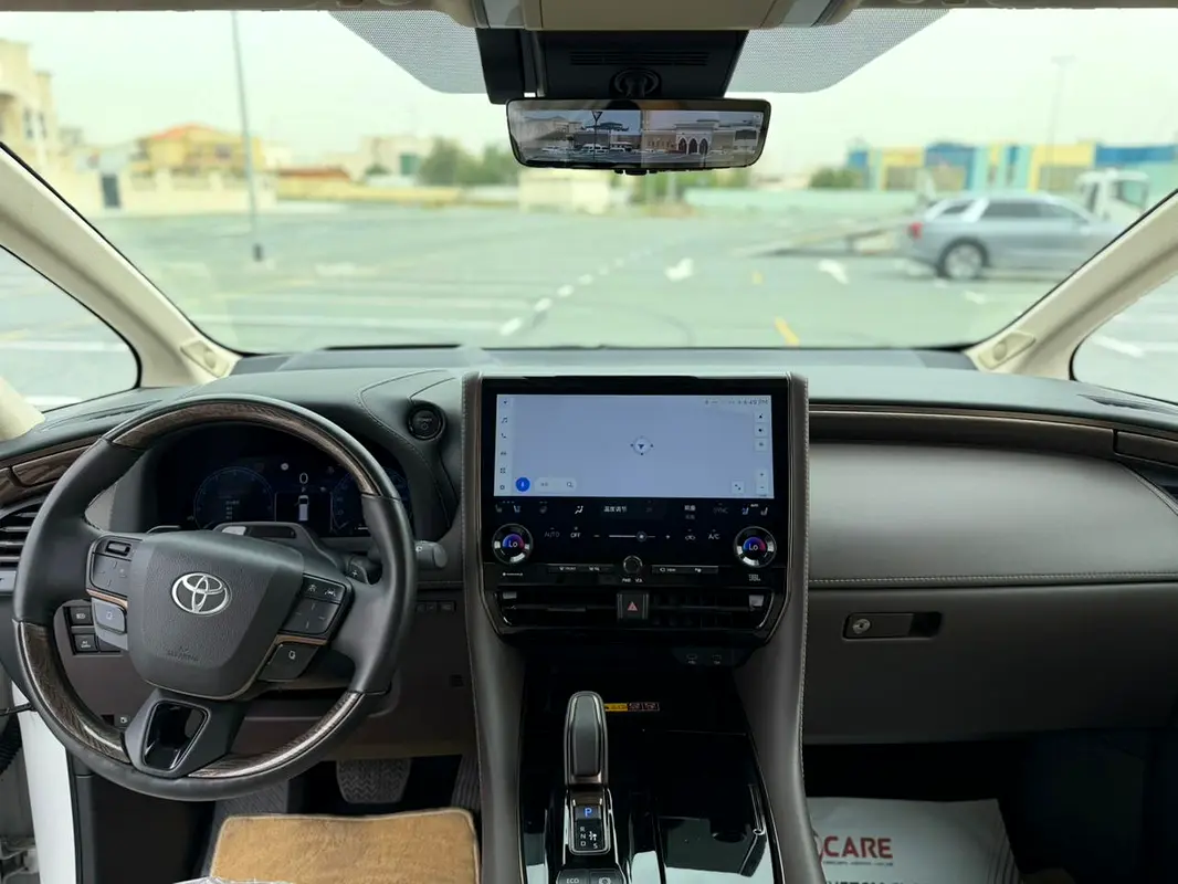 TOYOTA Alphard EXECUTIVE LOUNGE 2024 - photo 7 - Import Émirats | International Cars