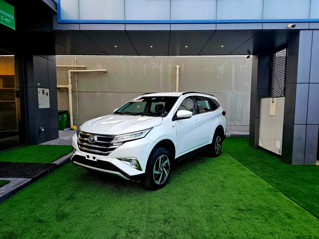 TOYOTA Rush EX 2023 - photo 3 - Import Émirats | International Cars