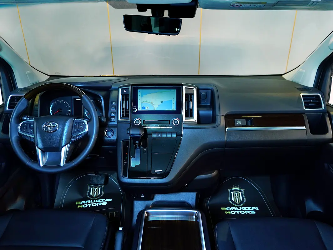 TOYOTA Granvia Premium 2026 - photo 8 - Import Émirats | International Cars