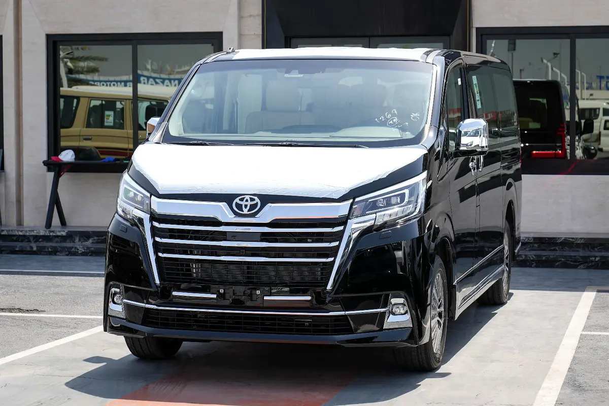 TOYOTA Granvia Premium 2026 - photo 3 - Import Émirats | International Cars