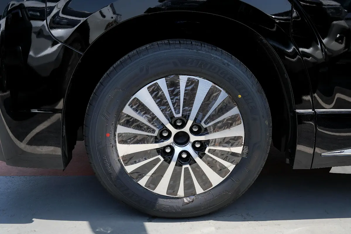 TOYOTA Granvia Premium 2026 - photo 6 - Import Émirats | International Cars