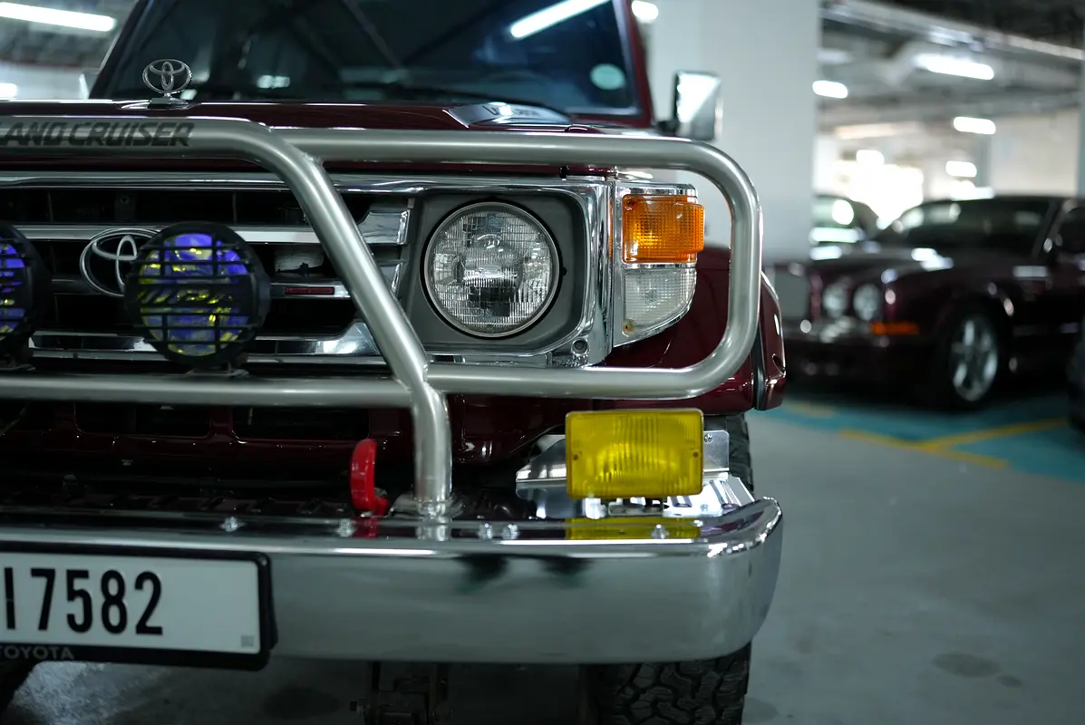 TOYOTA Land Cruiser 70 Other 1991 - photo 3 - Import Émirats | International Cars