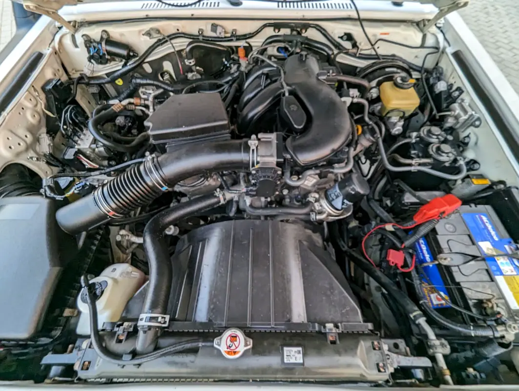 TOYOTA Land Cruiser 70 LC78 2019 - photo 10 - Import Émirats | International Cars