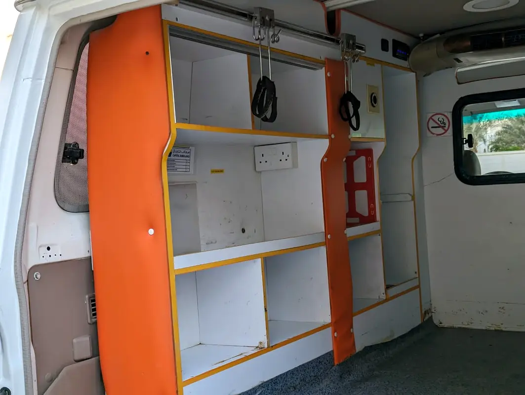 TOYOTA Land Cruiser 70 LC78 2019 - photo 3 - Import Émirats | International Cars