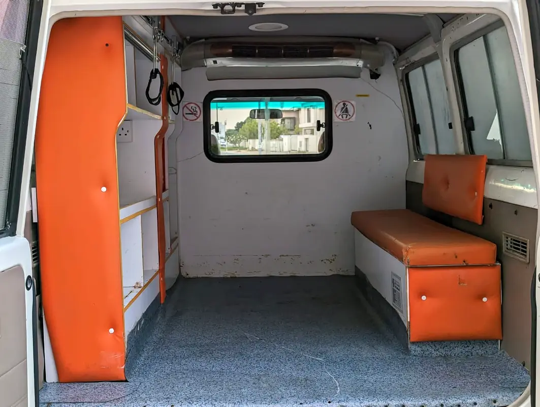 TOYOTA Land Cruiser 70 LC78 2019 - photo 4 - Import Émirats | International Cars