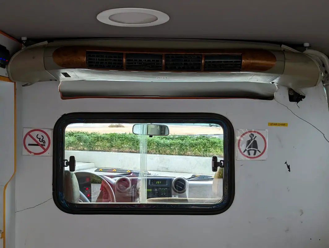 TOYOTA Land Cruiser 70 LC78 2019 - photo 6 - Import Émirats | International Cars