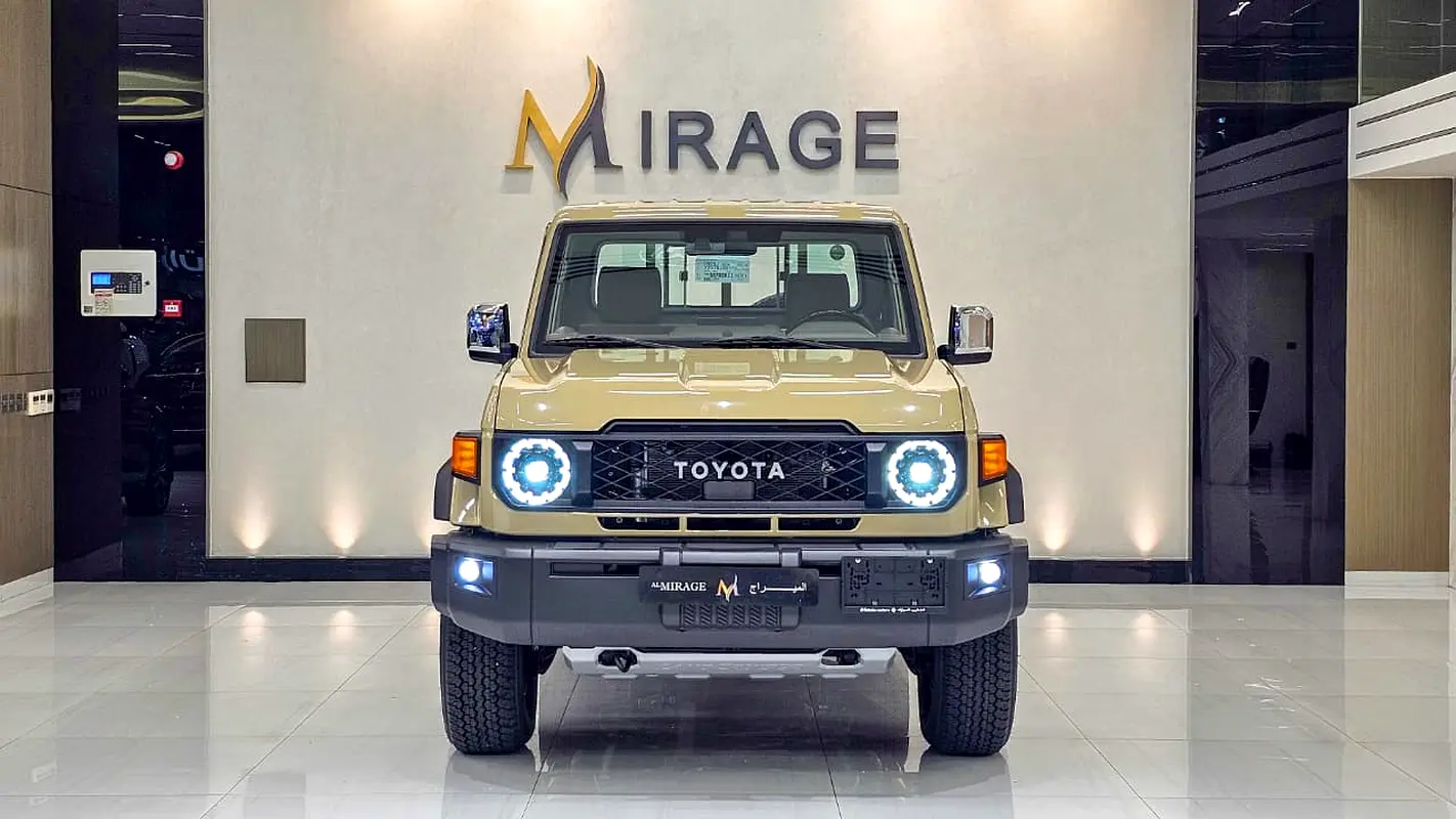 TOYOTA Land Cruiser 70 Other 2025 - photo 10 - Import Émirats | International Cars