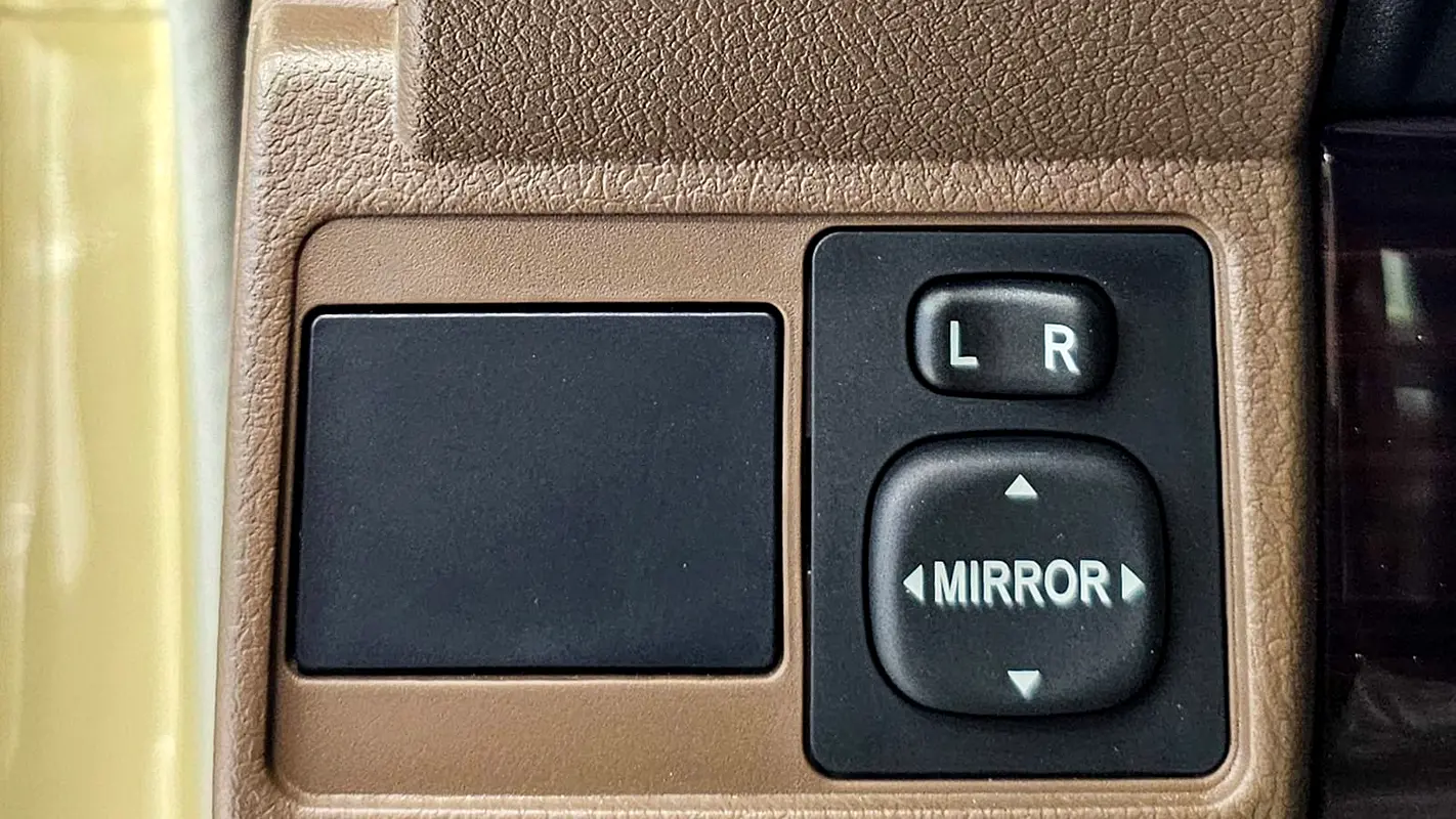 TOYOTA Land Cruiser 70 Other 2025 - photo 5 - Import Émirats | International Cars