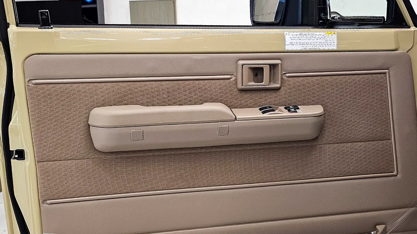 TOYOTA Land Cruiser 70 Other 2025 - photo 7 - Import Émirats | International Cars