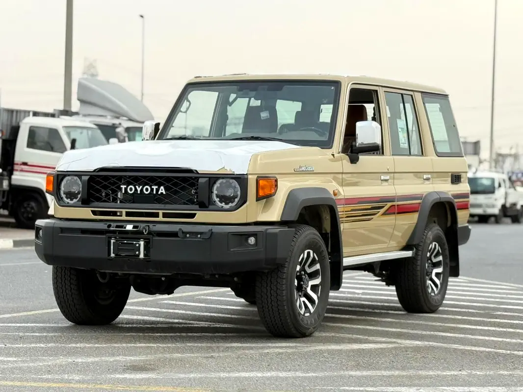 TOYOTA Land Cruiser 70 Other 2025 - photo 3 - Import Émirats | International Cars