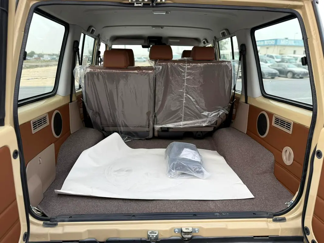TOYOTA Land Cruiser 70 Other 2025 - photo 8 - Import Émirats | International Cars