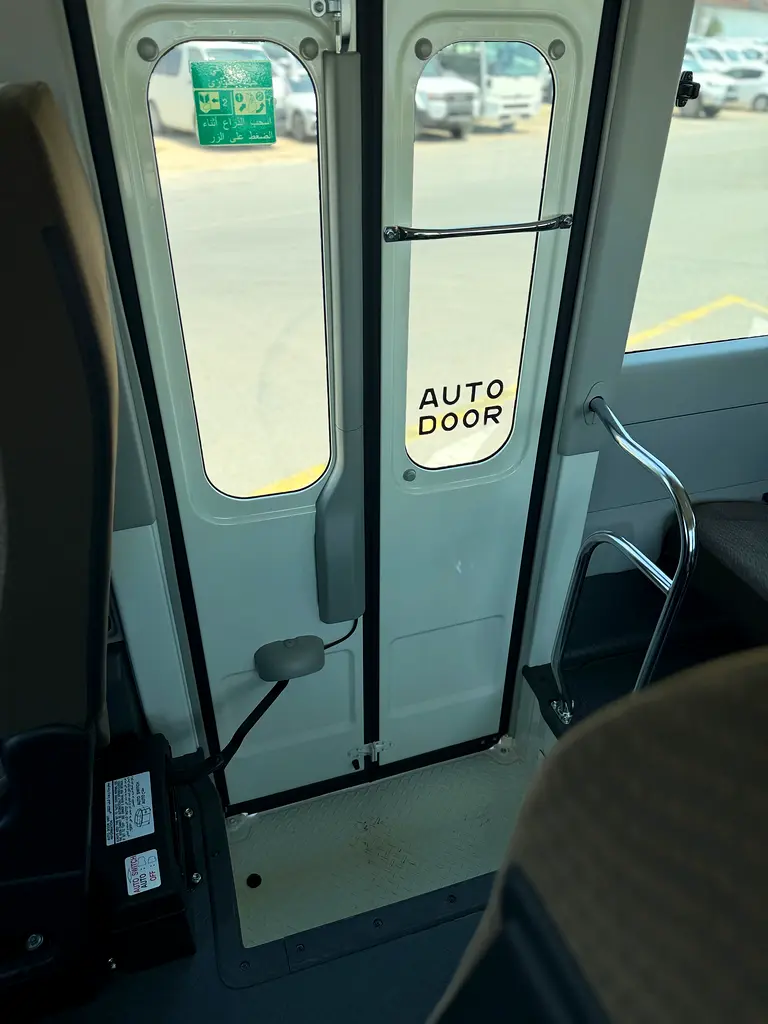 TOYOTA Coaster Other 2026 - photo 11 - Import Émirats | International Cars