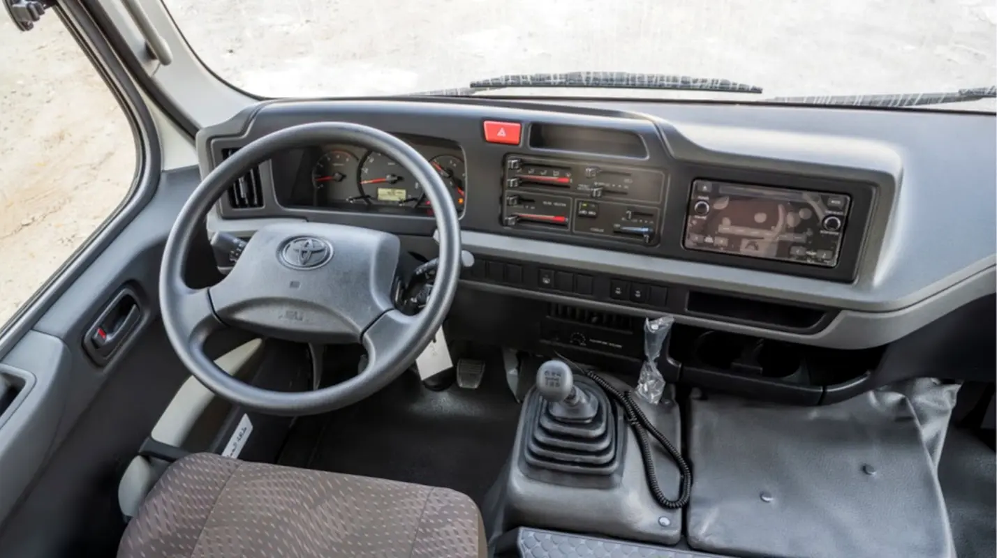 TOYOTA Coaster Other 2025 - photo 7 - Import Émirats | International Cars