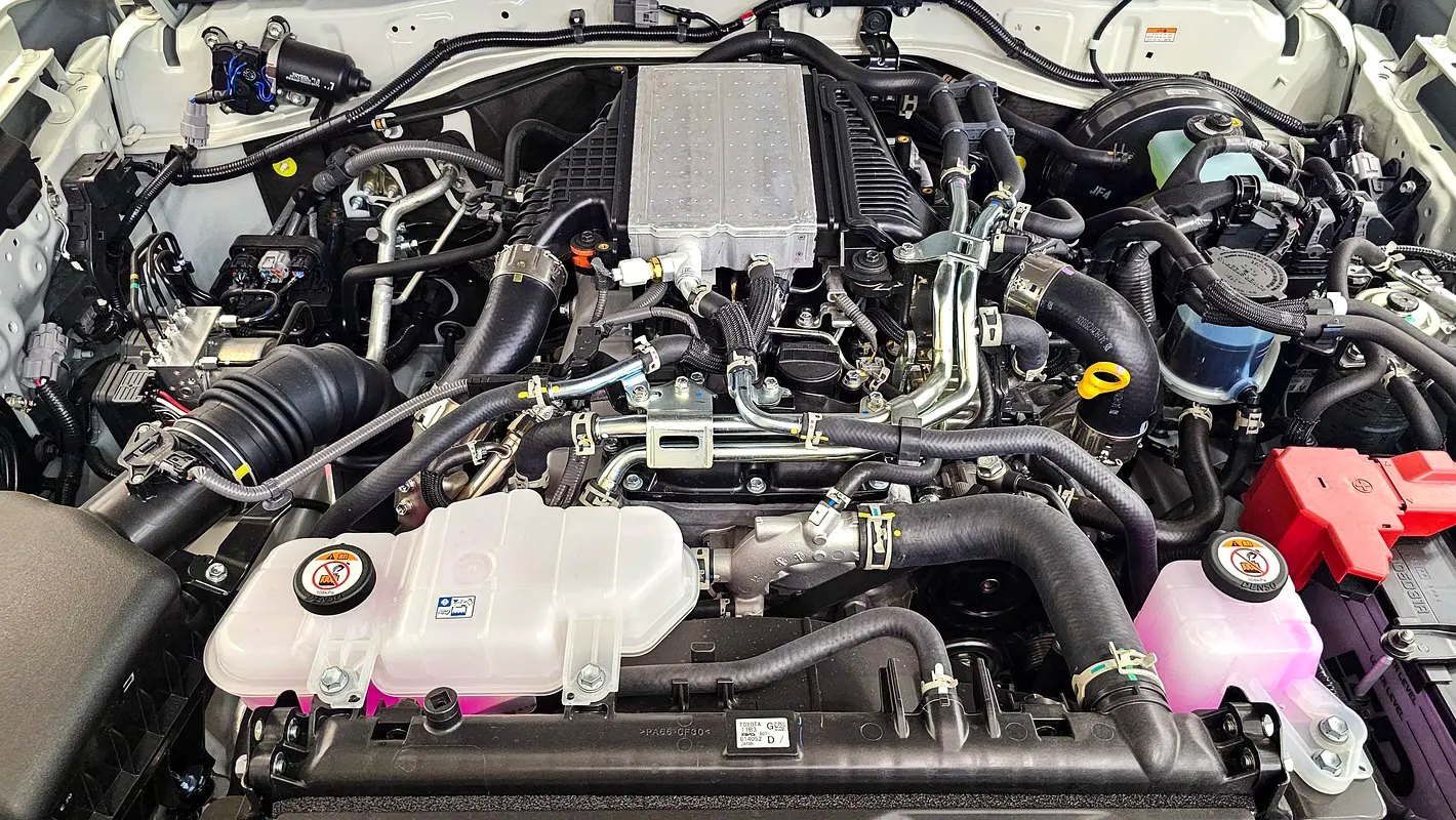 TOYOTA Land Cruiser 70 Series LC 79 Base 2025 - photo 11 - Import Émirats | International Cars