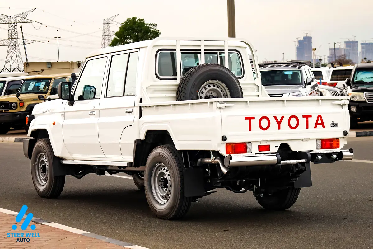 TOYOTA Land Cruiser 70 Series LC 79 Base 2025 - photo 7 - Import Émirats | International Cars