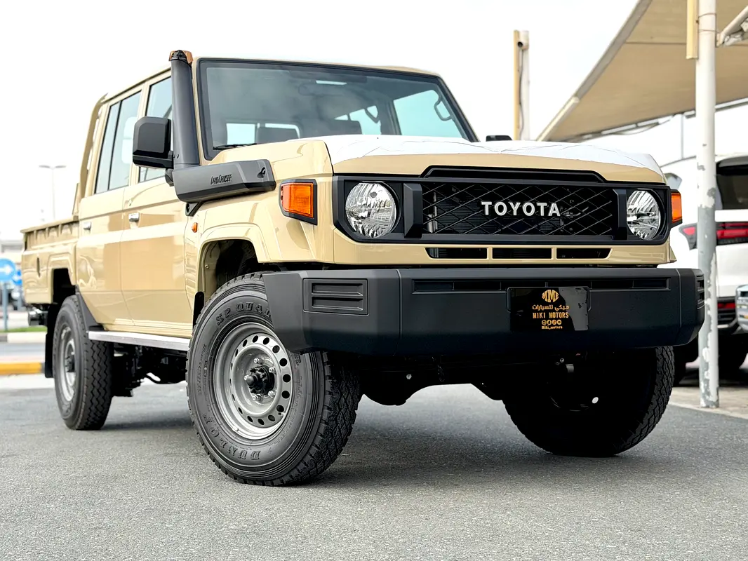 TOYOTA Land Cruiser 70 Série LC 79 Base 2026