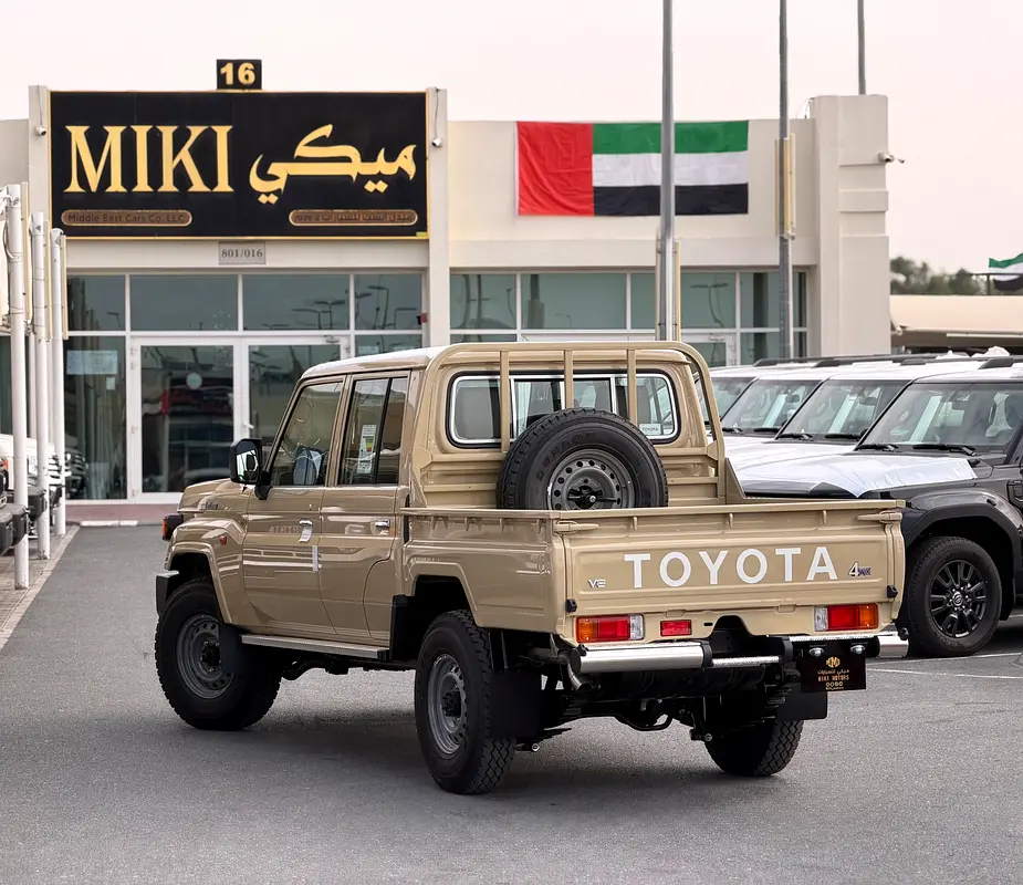 TOYOTA Land Cruiser 70 Series LC 79 Base 2026 - photo 7 - Import Émirats | International Cars