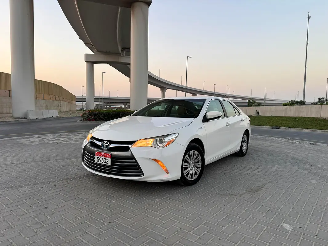 TOYOTA Camry LE 2017