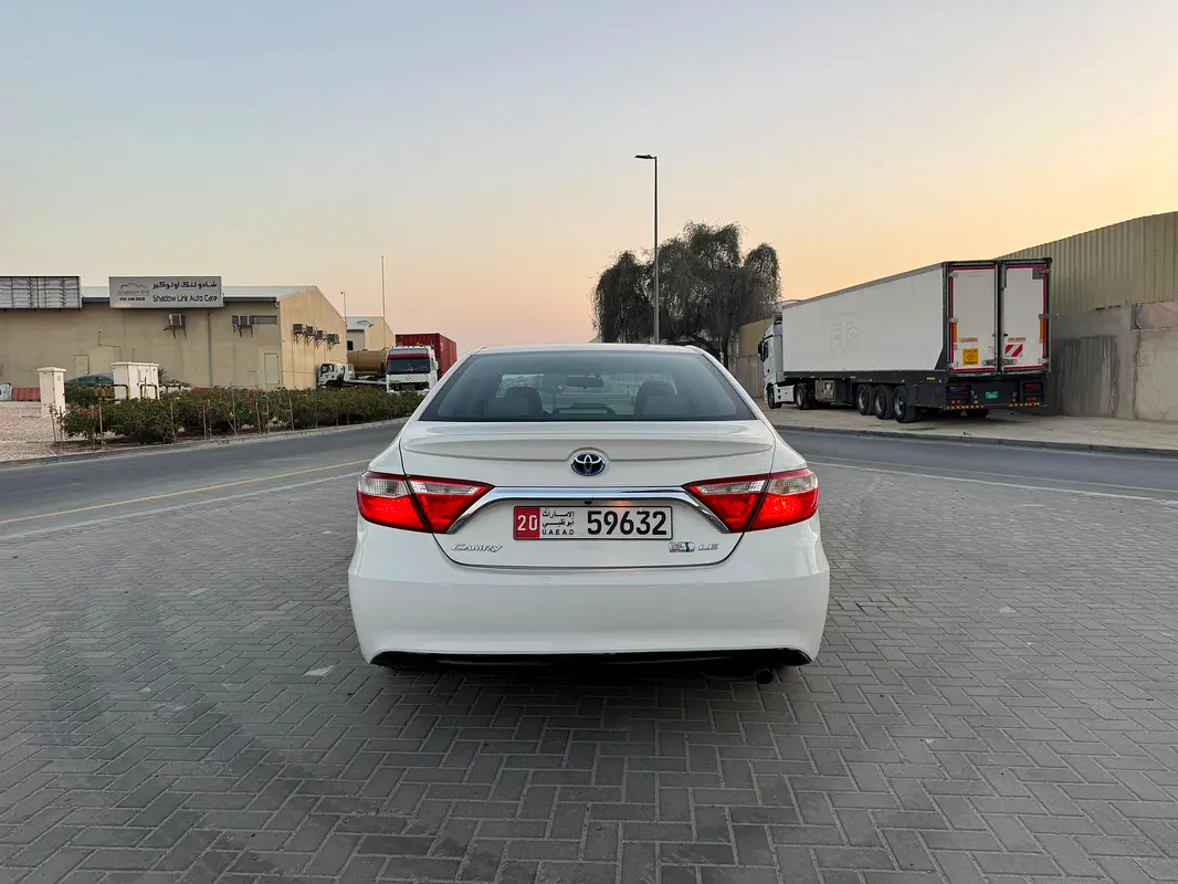 TOYOTA Camry LE 2017 - photo 4 - Import Émirats | International Cars