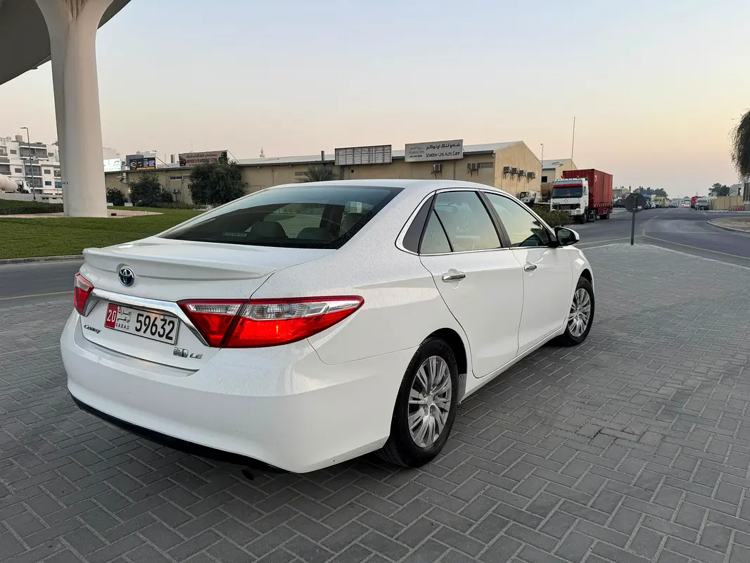 TOYOTA Camry LE 2017 - photo 6 - Import Émirats | International Cars