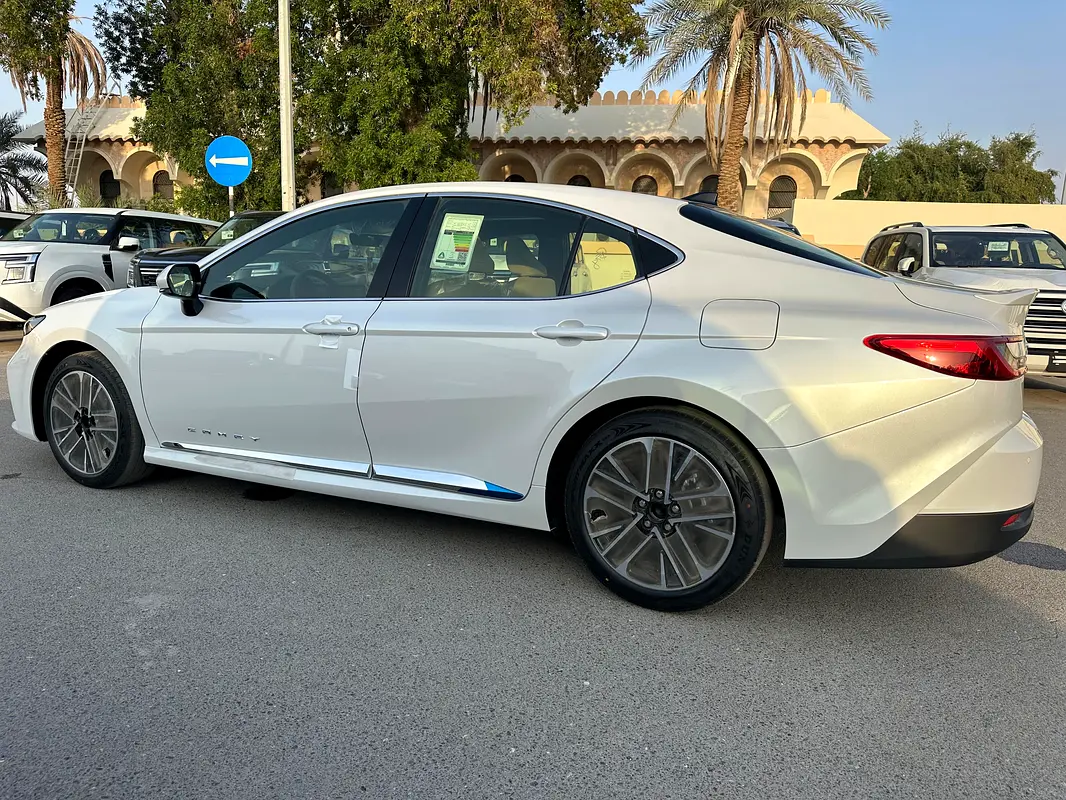 TOYOTA Camry LE 2026 - photo 3 - Import Émirats | International Cars