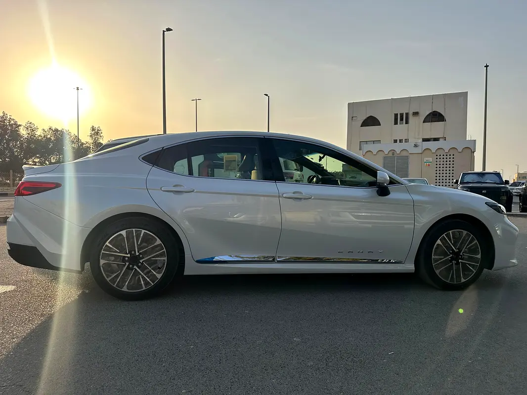 TOYOTA Camry LE 2026 - photo 4 - Import Émirats | International Cars