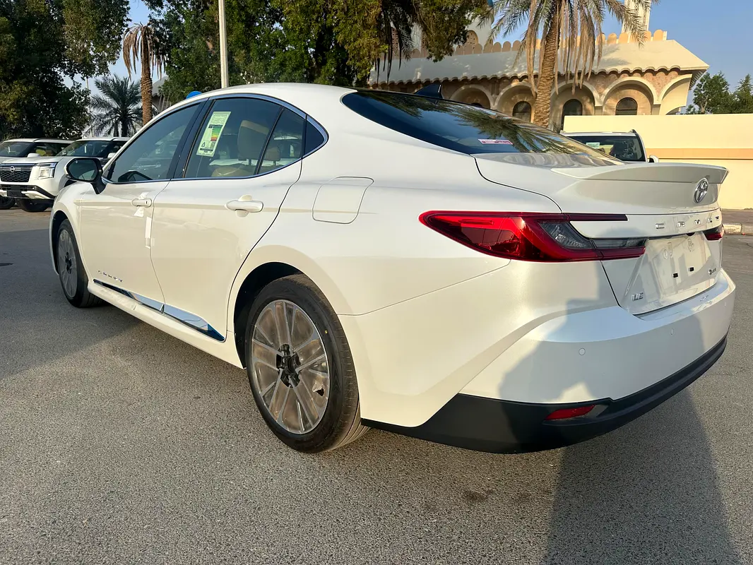 TOYOTA Camry LE 2026 - photo 6 - Import Émirats | International Cars