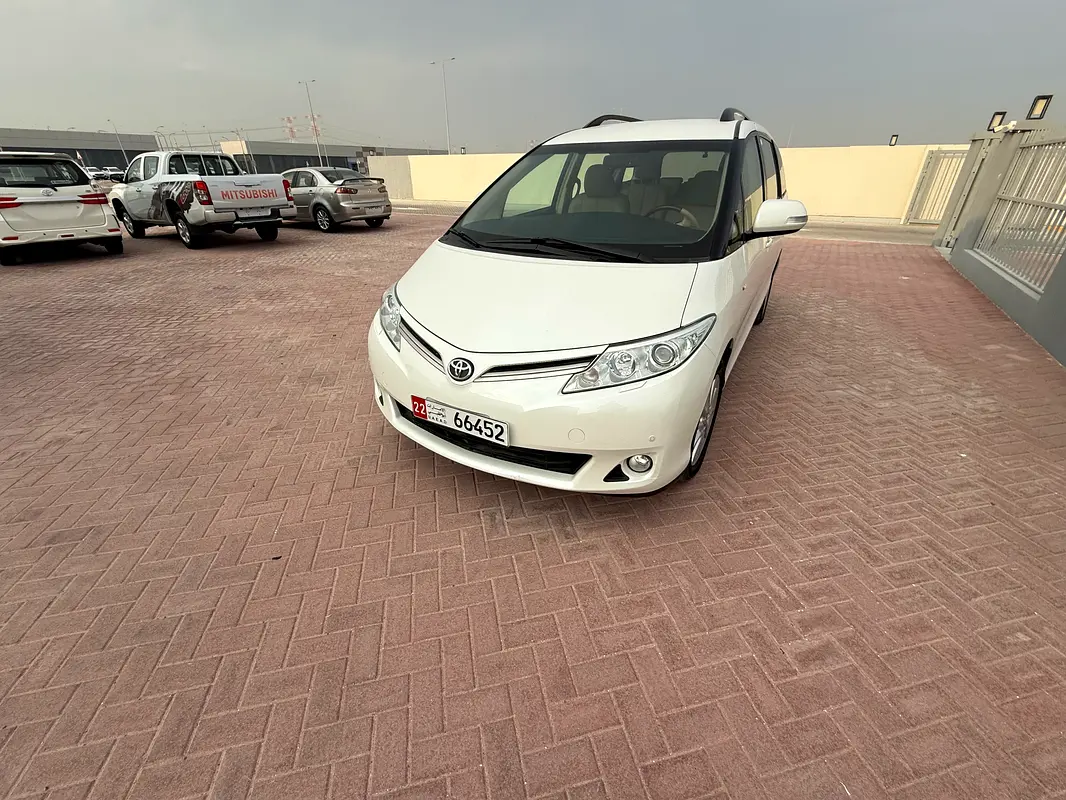 TOYOTA Previa SE 2020 - photo 3 - Import Émirats | International Cars