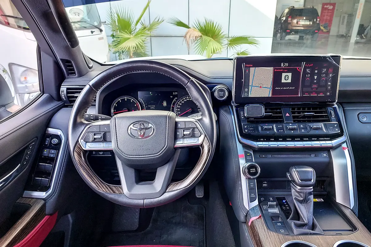 TOYOTA Land Cruiser VXR 2023 - photo 10 - Import Émirats | International Cars