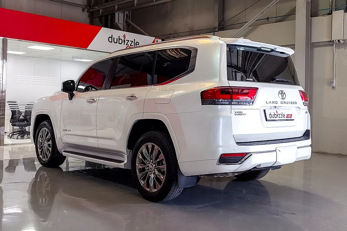 TOYOTA Land Cruiser VXR 2023 - photo 8 - Import Émirats | International Cars