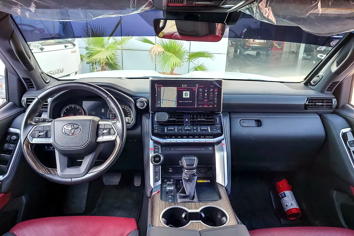 TOYOTA Land Cruiser VXR 2023 - photo 9 - Import Émirats | International Cars