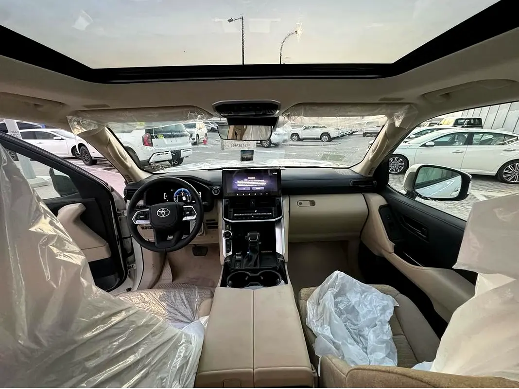 TOYOTA Land Cruiser GXR 2026 - photo 8 - Import Émirats | International Cars