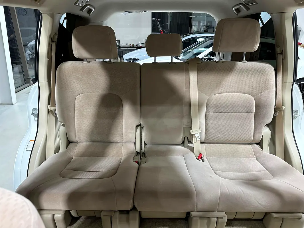 TOYOTA Land Cruiser GXR 2018 - photo 11 - Import Émirats | International Cars