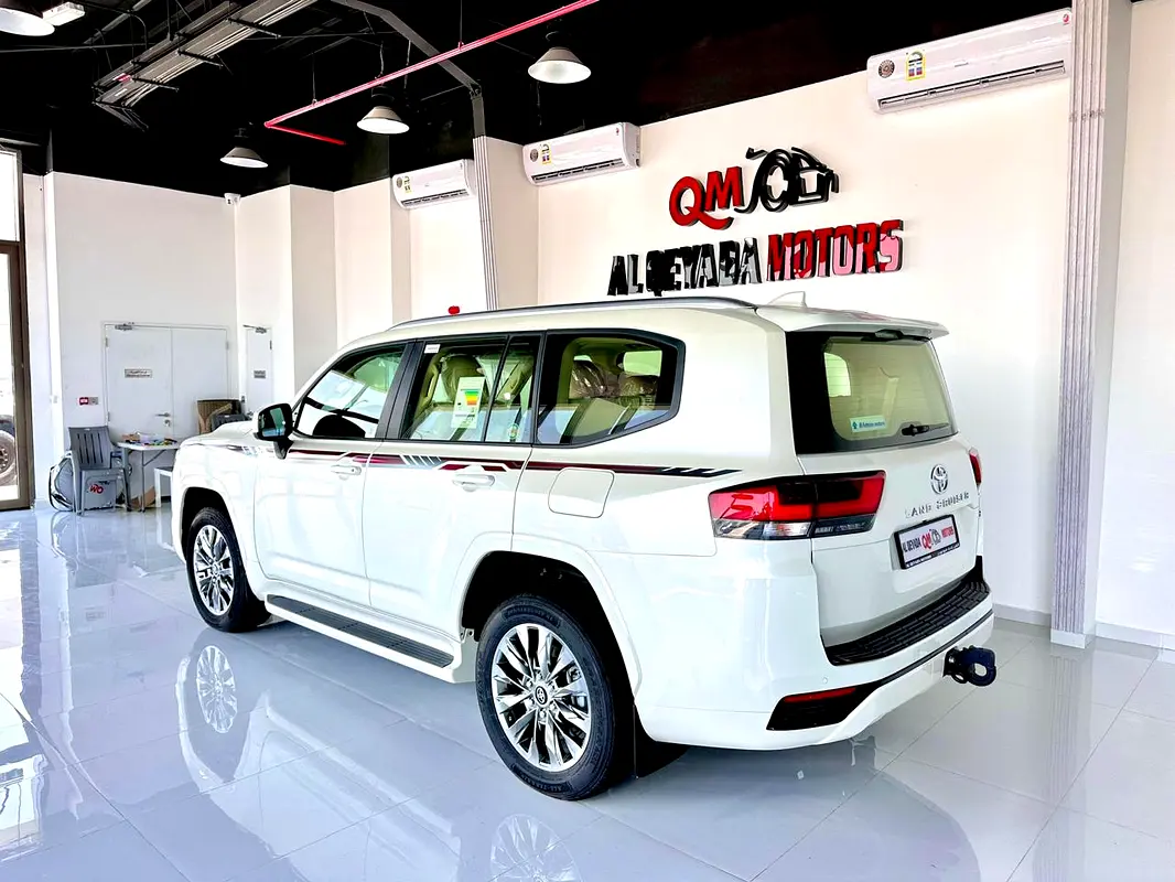 TOYOTA Land Cruiser GXR 2026 - photo 3 - Import Émirats | International Cars