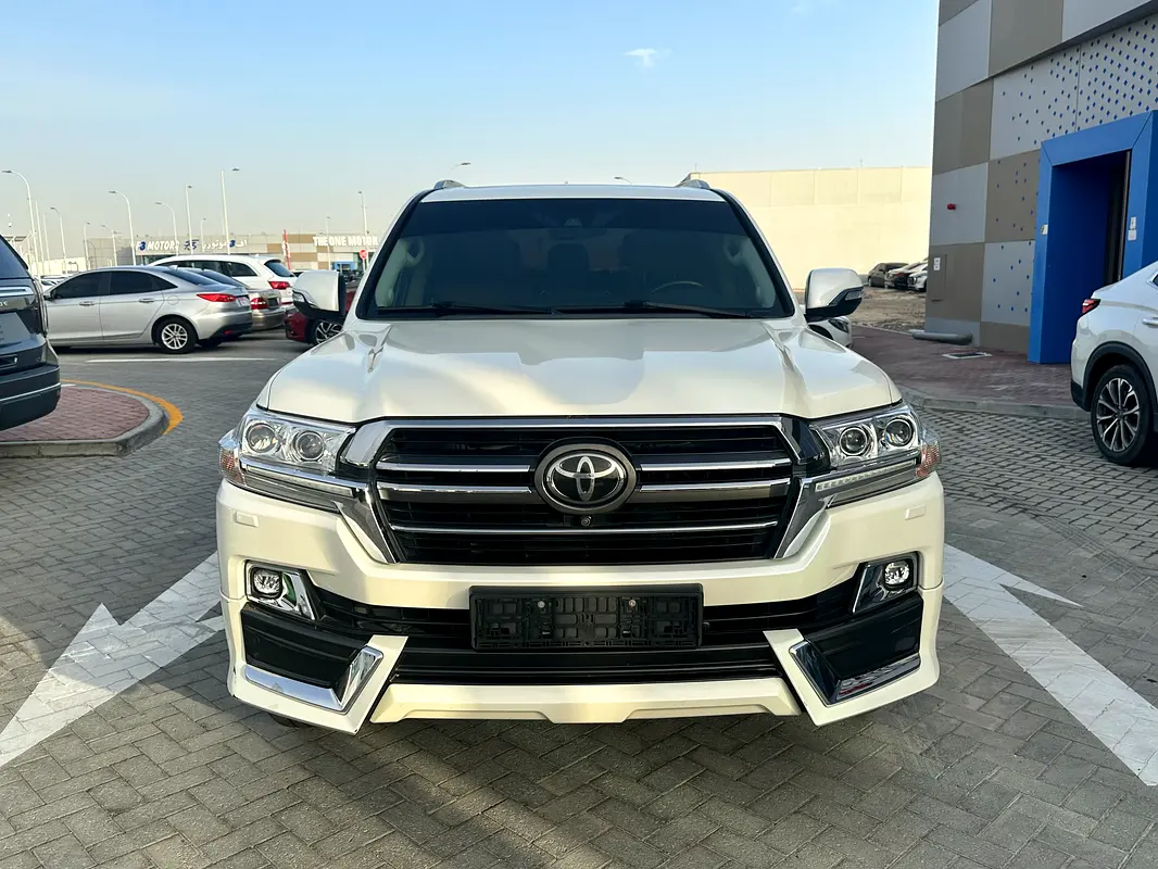 TOYOTA Land Cruiser VXR Grand Touring 2021
