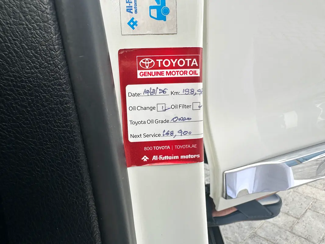 TOYOTA Land Cruiser VXR Grand Touring 2021 - photo 12 - Import Émirats | International Cars