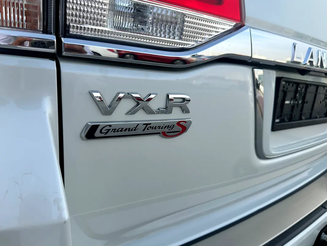 TOYOTA Land Cruiser VXR Grand Touring 2021 - photo 7 - Import Émirats | International Cars