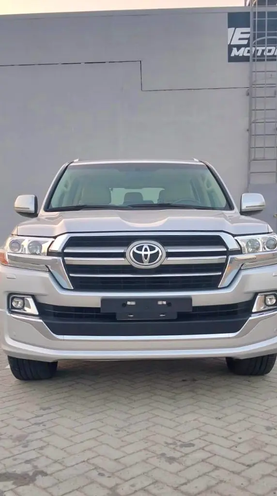 TOYOTA Land Cruiser Other 2020 - photo 8 - Import Émirats | International Cars