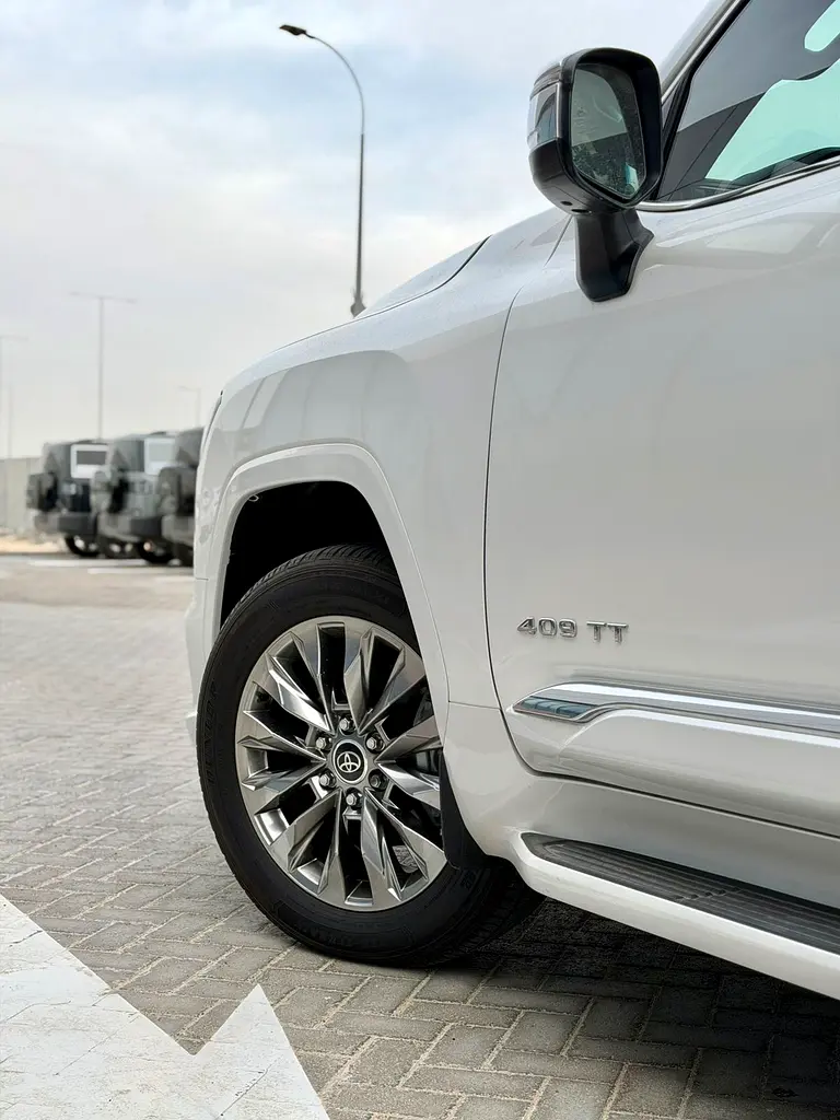 TOYOTA Land Cruiser VXR 2026 - photo 7 - Import Émirats | International Cars