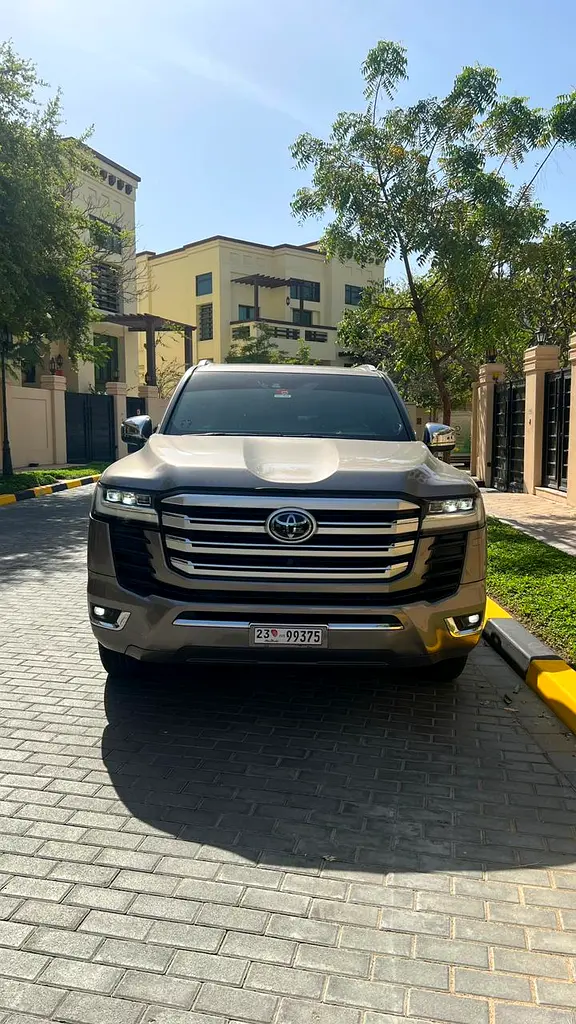 TOYOTA Land Cruiser VXR 2022 - photo 11 - Import Émirats | International Cars