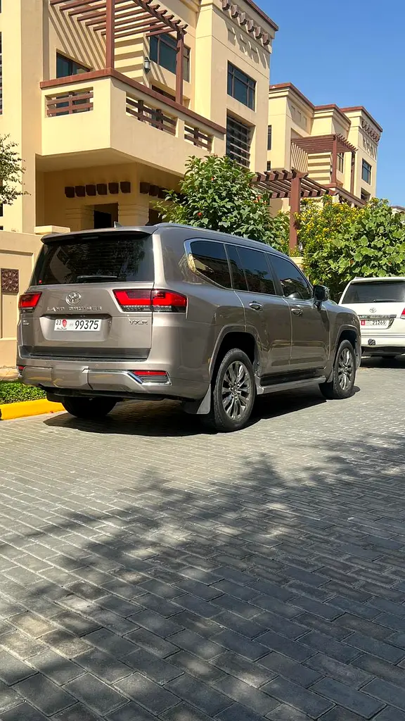 TOYOTA Land Cruiser VXR 2022 - photo 7 - Import Émirats | International Cars